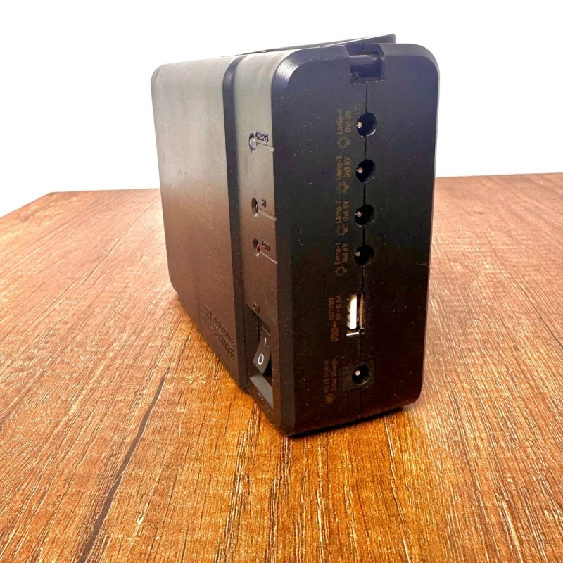 kit de système d'éclairage solaire portable GDLITE GD-8006A avec éclairage à ampoules LED et sortie usb